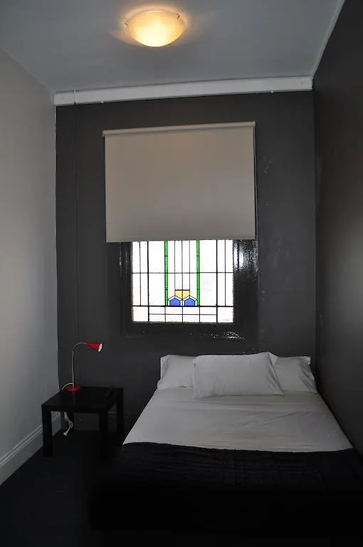 Hotel Orient Brisbane 3*,  Australien